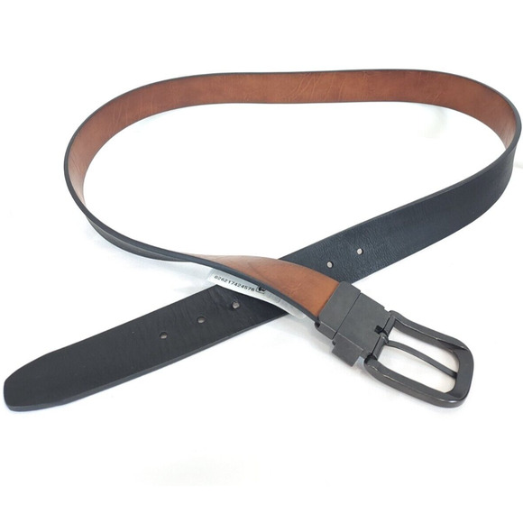 Levi's Other - Levi's Reversible Casual Belt Coated Leather Mens XL 42-44 Brown/Black